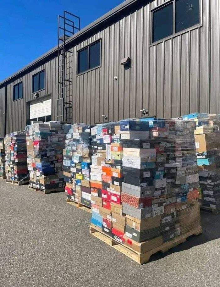 Buy Amazon Pallets Now Fast Shipping High ROI