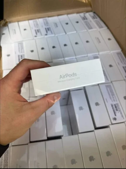 Apple Airpods Max pallet